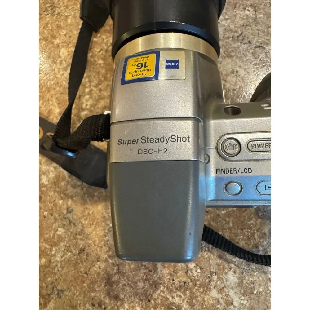 Sony Cyber-shot DSC-H2 6.0MP Digital Camera 12x Optical Zoom Carl Zeiss Lens Tes